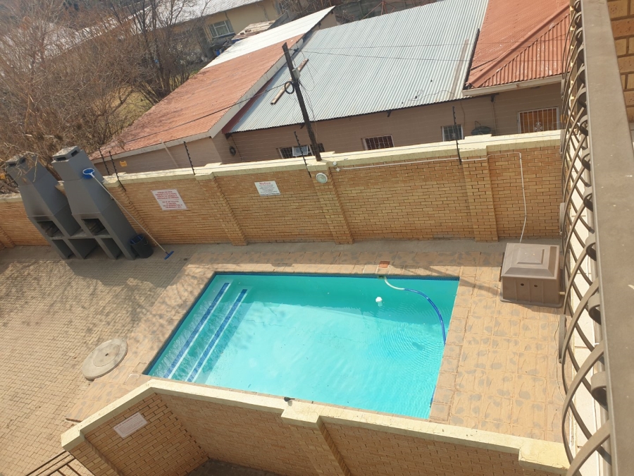 1 Bedroom Property for Sale in Potchefstroom North North West